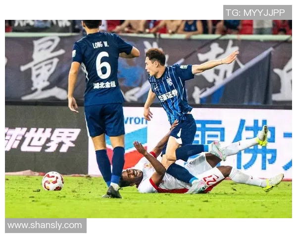 武汉足球队阵地战分析：优劣势与未来发展方向探讨